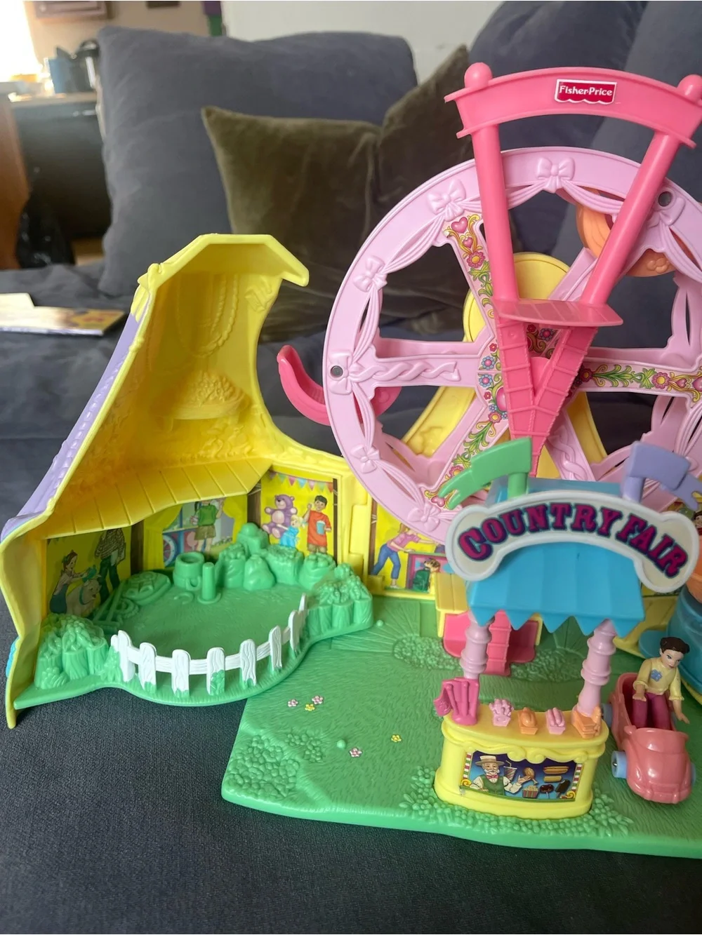 Fisher-Price Country Fair Playset - Pink, Yellow & Green Interactive Toy